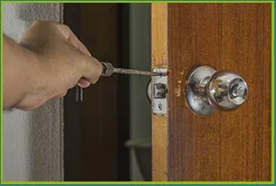 Levittown Locksmith Service Levittown, PA 215-716-7633 - 3-lock-change-residential